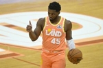 巨星！多诺万&middot;米切尔22中14狂砍37分8板6助 三分9中5