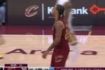 泰森空位三分飚中 骑士15-4领先13分打停鹈鹕
